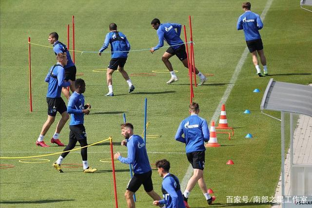 镜报：切尔西球员并不知晓穆德里克禁赛